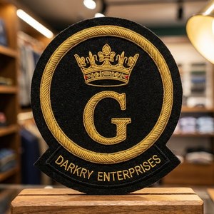 Écusson brodé sur mesure en fil de bullion maçonnique, fait main, fil doré, motif Couronne G, insignes maçonniques, blazer, écusson Darkry - Product Image 1