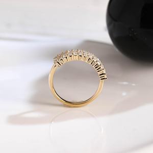 Bague demi-éternité en or massif 18 carats avec diamants de laboratoire taille baguette et taille ronde, bijou raffiné, cadeau de mariage pour partenaire - Product Image 6