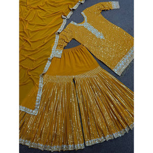 Fabzonefabindia présentant la nouvelle fête était belle broderie lourde fantaisie et haut de travail à paillettes de 5mm-Sharara avec Dupatta - Product Image 4