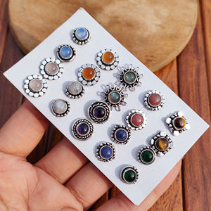 ต่างหูหินธรรมชาติ 100% ลดราคาพิเศษ ดีไซน์หรูหราทันสมัย เหมาะสำหรับใส่ทำงานและใส่ลำลอง มีจำหน่ายในราคาขายส่งจากโรงงาน - Product Image 1