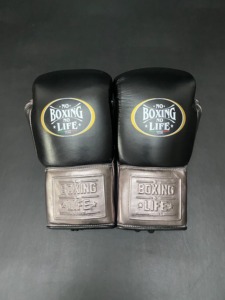 Wholesale Manufacturers Black and Tan No Boxing No Life Boxing <b>Gloves</b>, No Boxing No Life Lace Up Boxing <b>Gloves</b> - Product Image 3