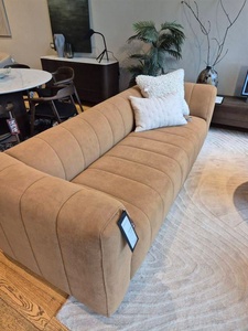 Sofá Moderno Acolchado para Sala de Estar, Sofá Cama de Dos Plazas con Patas de Madera para Apartamento o Salón - Product Image 5