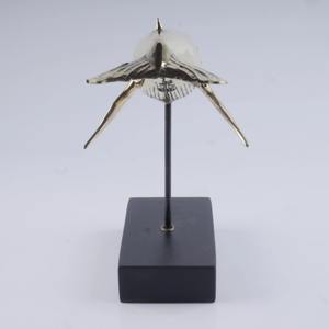 Fish Table Object Wooden Base Silver Finished Decorative Table Accent Home Office Living Room <b>Desk</b> Decor Stylish <b>Ornament</b> - Product Image 6