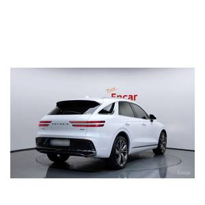 Genesis GV70 2.5T AWD 2024, SUV a Gasolina con 21,156 km, Volante a la Izquierda, Caja de Cambios Automática, Asientos de Cuero, Cámara Trasera - Product Image 2