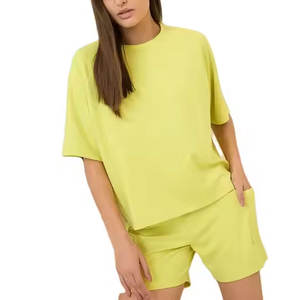 ชุดเซ็ตสั้นสำหรับผู้หญิงสไตล์คลาสสิก เนื้อผ้าเบาสบาย ดีไซน์หรูหรา เหมาะสำหรับงานปาร์ตี้กลางแจ้ง วันหยุดพักผ่อน และใช้ในชีวิตประจำวัน - Product Image 1