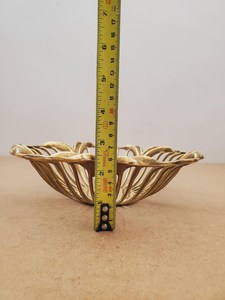 Bol en métal artisanal en forme de fleur, finition polie, plat de service décoratif, bol en métal à deux niveaux de luxe pour mariage, par UO - Product Image 2