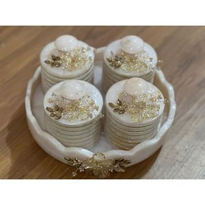 Juego de Recipientes de Resina de Lujo con Bandeja, 4 Piezas, Recipientes Decorativos para Frutos Secos con Tapas, para Cocina, Mesa de Comedor, Regalos para el Hogar - Product Image 2