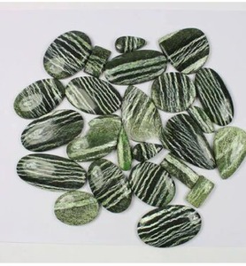 Opale Agate Suisse Verte Cabochon 3mm Coupe Ovale Haute Qualité Pierres Précieuses Naturelles en Vrac - Product Image 3