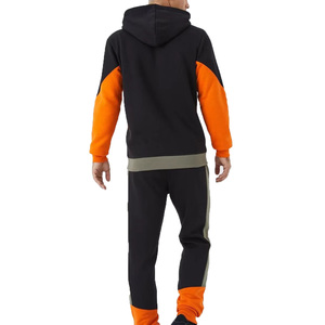 Chándal acampanado para uso diario, hecho con material ultra suave, un corte clásico y bolsillos funcionales para mayor comodidad. - Product Image 3