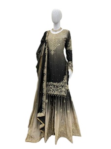 Ensemble prêt à expédier : Robe indienne ethnique d'été en soie Chinon, Sharara, Dupatta à bordure en dentelle, Pantalon élastique, Séchage rapide, Protection solaire - Product Image 2