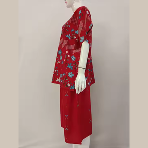 Pijama de verano casual para mujer, de rayón con estampado floral, cintura elástica, manga corta y pantalón hasta la rodilla, sencillo y suave. - Product Image 2