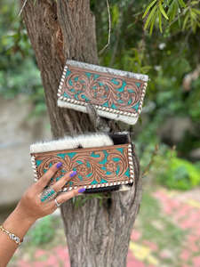 Nuevo estilo occidental Hair On Hide Colorful Tooled Fur Leather Clutch Mujeres Diseñado Monedero Venta caliente Tooled Leather Unique Wallet - Product Image 3