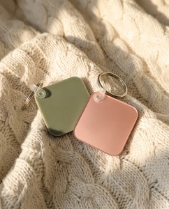 Porte-clés en acrylique personnalisé avec logo, thème féerique anime, durable, créatif, design rétro, couleur personnalisée - Product Image 6