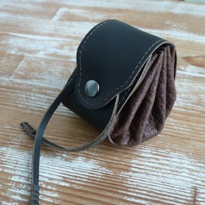 Nouvelle conception, qualité supérieure, pochette de rangement pour dés avec cordon de serrage, sac à dés en cuir PU fait main, pochette pour dés pour les jeux de D&D - Product Image 5