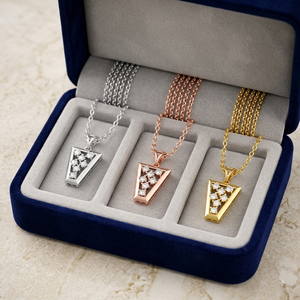 Diamant de laboratoire certifié IGI, en argent 925, motif floral triangulaire pavé, bijou de luxe personnalisé 3D, cadeau idéal pour les fêtes - Product Image 1