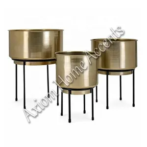 Sleek Metal surface Modern <b>Plant</b> <b>Pot</b> for <b>Small</b> <b>Indoor</b> <b>Plants</b> and Home Decor with Garden Application Axiom Accents - Product Image 4