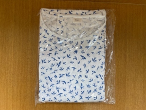 Bata de Laboratorio Fácil de Usar con Cierre de Cordón para Médicos, Enfermeras y Pacientes, Uso Hospitalario, Poliéster/Algodón, Cómoda, de una Sola Pieza, con Estampado - Product Image 6
