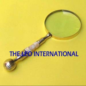 Creative Low MOQ Handmade Magnifying Glass With Wooden Handle Wooden Stand Manufacturer Wholesaler Supplier - Product Image 2