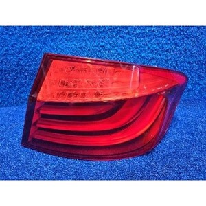 ไฟท้ายขวามือสอง ซีรีส์ 5 รุ่น 17346501 - Product Image 1