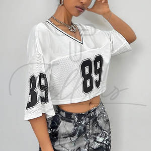 Maillot de football américain personnalisé OEM pour femme, T-shirt court d'été à manches courtes, col en V, épaules tombantes, grande taille, sublimation - Product Image 4