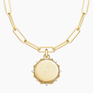 Collier avec pendentif en diamant sur chaîne trombone gravé avec initiales - Product Image 4
