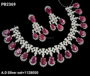 Ensemble de bijoux de mariée plaqué argent diamant américain élégant classique avec boucles d'oreilles assorties ensemble de collier vêtements de mariage aux femmes - Product Image 5