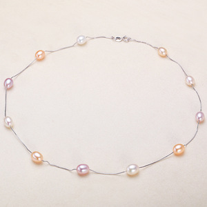 Collar de Perlas de Agua Dulce con Diseño de Nicho Chapado en Oro y Cobre de Lujo Ligero, Collar de Clavícula con Diseño de Estrella - Product Image 1