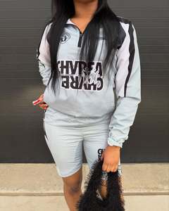 Ensemble de vêtements streetwear sur mesure avec logo du fabricant, veste zippée et short pour homme, 100 % nylon, taille oversize, ensemble 2 pièces, coupe-vent. - Product Image 4