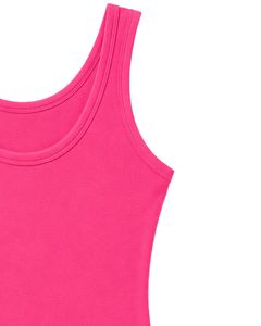 Conjunto de Dos Piezas para Mujer, Top Rosa Intenso y Pantalones Cortos Verde Lima, Ropa Casual de Verano, Estilo Lounge, Ajuste Suave y Elástico - Product Image 4