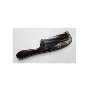 Peine de Cuerno de Búfalo Natural Tallado a Mano, Moderno y Duradero, para un Rituál de Cuidado Clásico, Peinado Suave y Realce del Brillo - Product Image 6