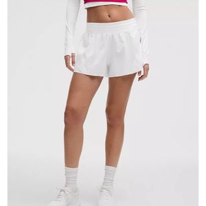 Shorts de sport pour femmes, blancs, à taille élastique, tricotés, imprimés, respirants, taille haute, coupe ample, séchage rapide, pour le tennis, la course à pied et le yoga - Product Image 1