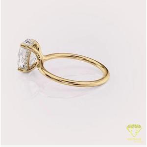 Anillo de Compromiso Solitario con Diamante Cultivado en Laboratorio de Corte Redondo en Oro Amarillo, Anillo de Promesa Clásico de Cuatro Puntas para Mujer - Product Image 5