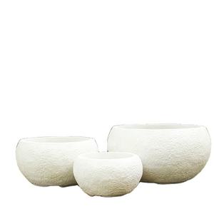 Pots de fleurs ronds antiques en béton à fibres de couleur neutre Conception légère pour une manipulation facile des jardinières de jardin à la maison - Product Image 6
