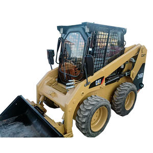 Chargeuse sur pneus CAT 246D d'occasion de haute qualité, 5 tonnes, moteur Caterpillar, faible nombre d'heures, équipement de construction d'occasion - Product Image 6