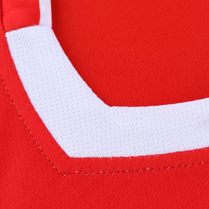 Ensemble de maillots de football personnalisés respirants avec impression du logo et des numéros de l'équipe, pour clubs et académies de football - Product Image 5
