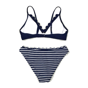 Traje de Baño Sexy con Espalda Descubierta y Paneles de Malla, Cuello Halter y Diseño de Corte Alto en el Muslo, para Amantes de la Moda Playera - Product Image 3