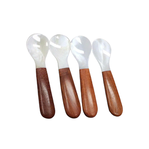 Cuillère en nacre, coquillage naturel, couverts de luxe pour la dégustation du caviar, magnifiquement fabriquée à la main au Vietnam - Product Image 2