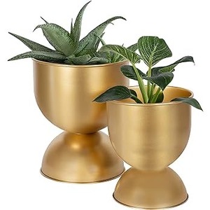 Juego de Macetas Modernas de Metal Dorado para Interiores, Estilo Minimalista para Plantas Verdes - Product Image 1