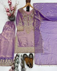 Conjunto de Kurti y Palazzo Bordado en Lavanda con Dupatta de Organza para Mujer, Traje Étnico de Diseñador para Fiestas y Bodas con Trabajo Zari - Product Image 5