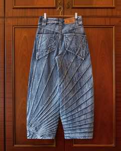 Veste en jean unisexe délavée, col rabattu, manches classiques, longueur courte, décontractée, pour l'automne, fermeture boutonnée, effet stonewashed - Product Image 4