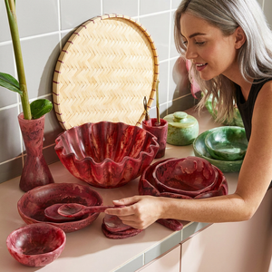 Bols de service en résine sculptée polie, écologiques, pour fruits et fêtes, vaisselle de cuisine faite à la main, collection empilable - Product Image 1