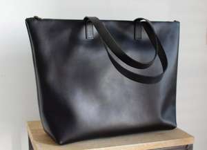 Sac fourre-tout en cuir véritable fait main avec fermeture éclair, sac à main pour femme tendance pour un usage quotidien LTB-0297 - Product Image 2