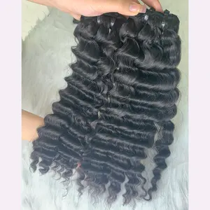 Ciocche di capelli con onde profonde Super lunghe sintetiche ricce a onda riccia all'uncinetto intrecciatura sintetica capelli nelle estensioni dei capelli vietnamite