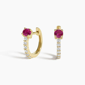Pendientes de piedra roja y diamantes con engaste compartido - Product Image 1