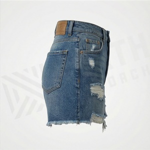 Shorts de mezclilla vintage rectos para mujer de talla grande, elásticos, de cintura alta, rasgados, informales, de verano, estilo urbano, lavados, a la moda - Product Image 3