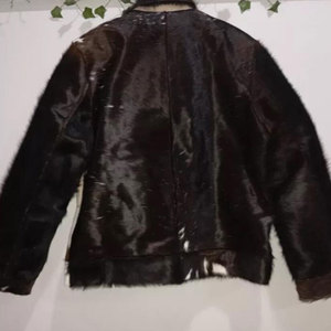Chaqueta de Piel de Vaca para Hombre, Cuello Camisero, Cierre de Botones, Manga Regular, Estampado Animal, Forro Grueso de Piel Sintética, Estilo Casual de Invierno - Product Image 6