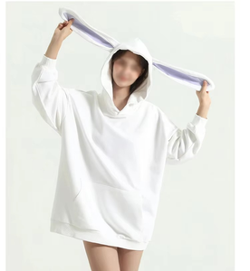 Hoodie oversize en coton blanc French Terry pour femme, avec oreilles de lapin - Product Image 3