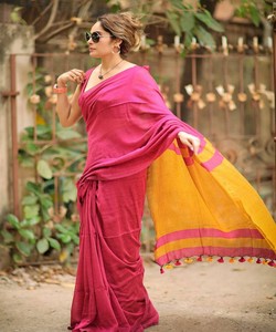 Sari de algodón rosa con borde amarillo y borlas, ropa tradicional india para mujer, estilo casual, para todas las estaciones - Product Image 4