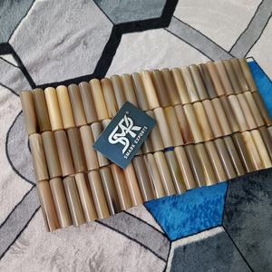 Rollos de Cilindro de Cuerno de Búfalo Resistentes y Ecológicos con Acabado Pulido Natural para Empuñaduras de Cuchillos, Tapas de Tubos y Proyectos de Estampado - Product Image 2