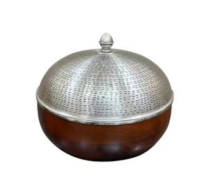 Hotpot argenté de forme ronde élégante avec couvercle martelé Réchauffeur d'aliments de qualité supérieure pour un mariage élégant et une fête à l'hôtel - Product Image 6